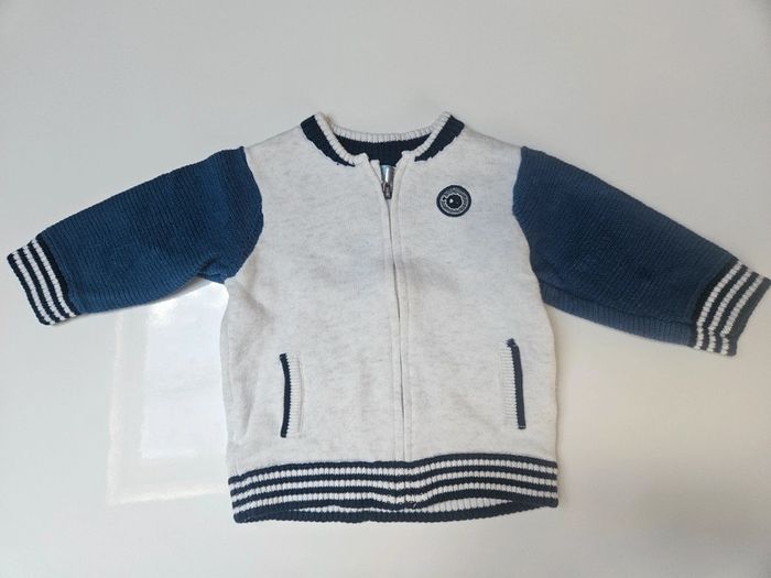 Lot de gilet taille 6 mois - photo numéro 2