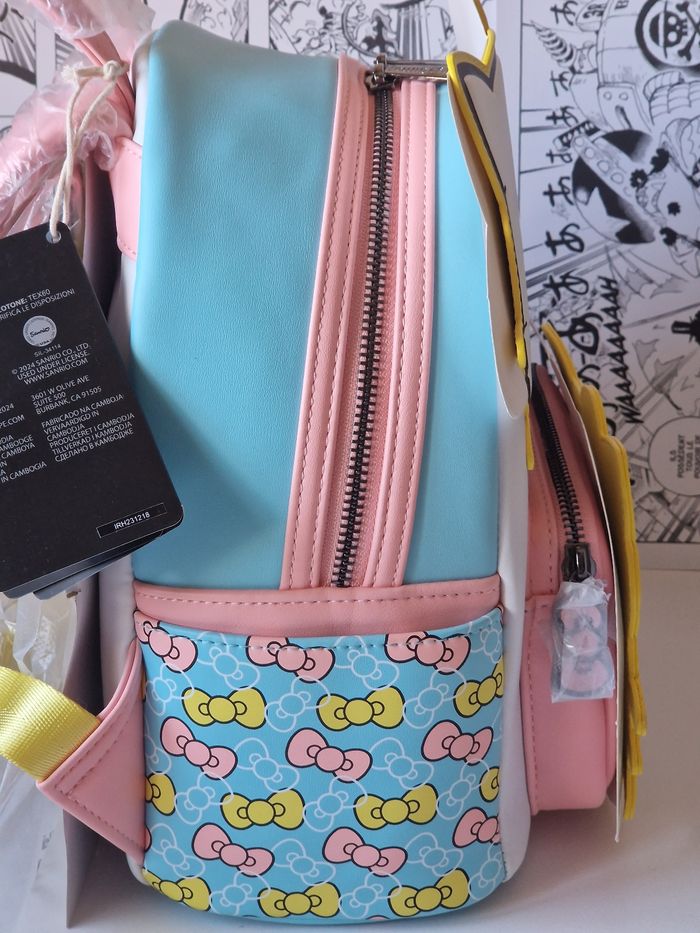 Loungefly Sanrio - Hello Kitty & Mimmy LE 2400 Pcs - US Exclusive - photo numéro 5