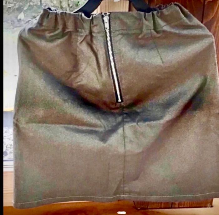 Jupe satinée - photo numéro 2