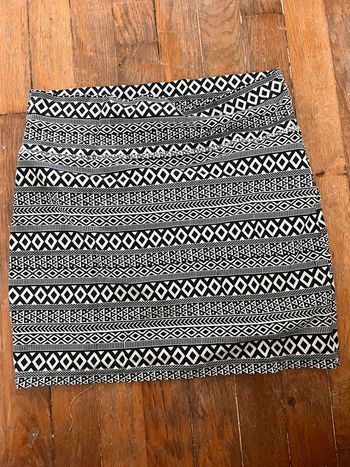 Jupe jacquard Primark taille 40