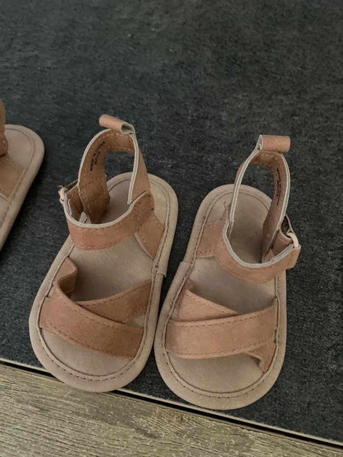 lot de 2 paires de sandales neuves 17/18 Kiabi - photo numéro 3
