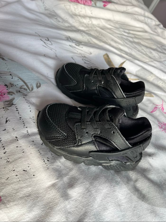 Huarache taille 22 Nike - photo numéro 6