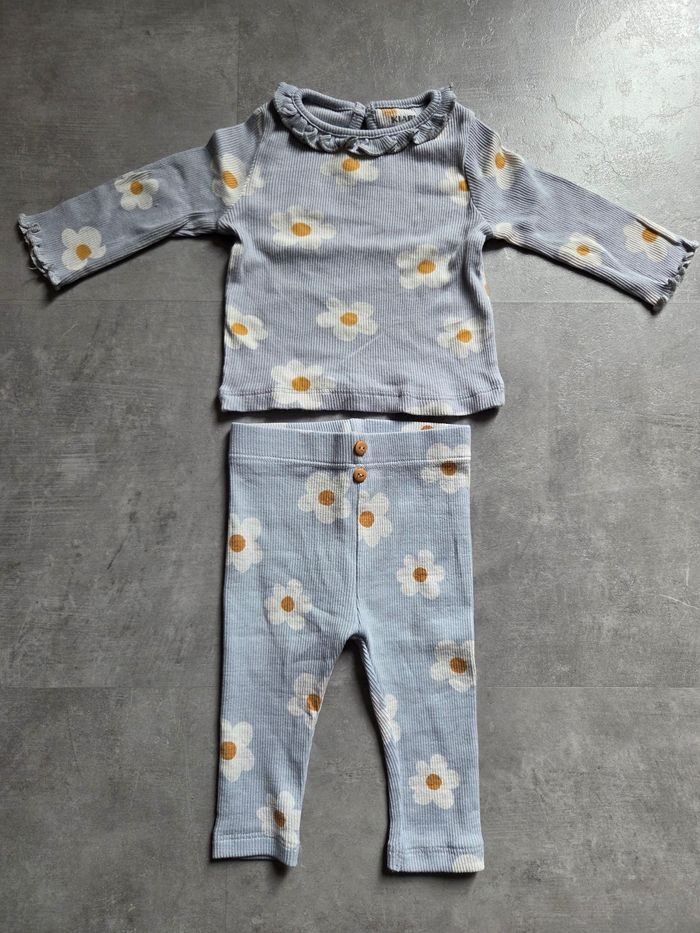 Ensemble t-shirt ML + legging côtelé kiabi 3mois