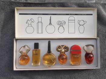 coffret de 6 mignatures parfum chloe-cerruti-scherrer....