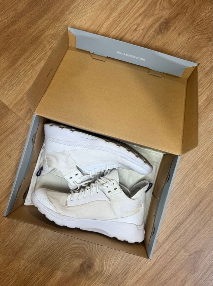 Basket montante Pallidium en toile blanche