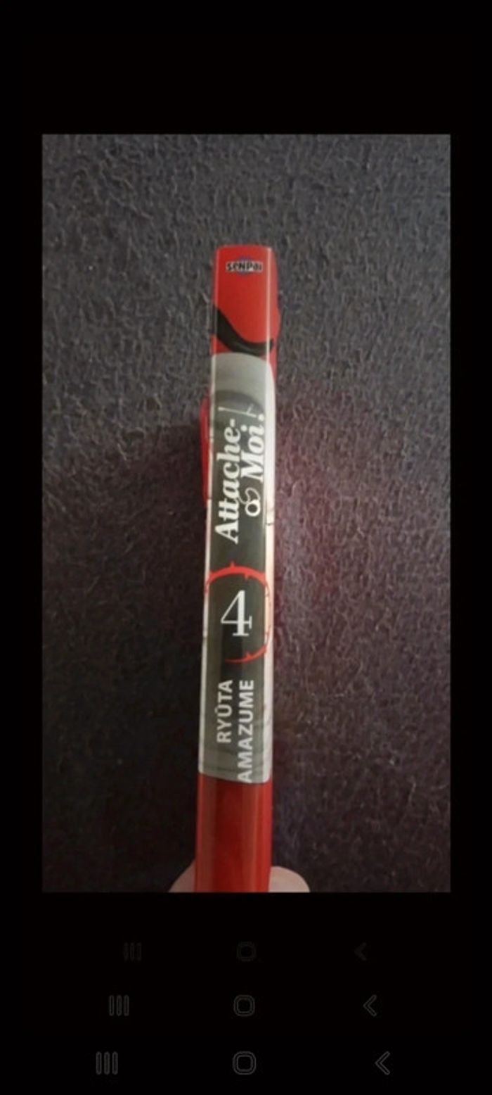 Manga Attache Moi Tome 4. Ryûta Amazume - photo numéro 3