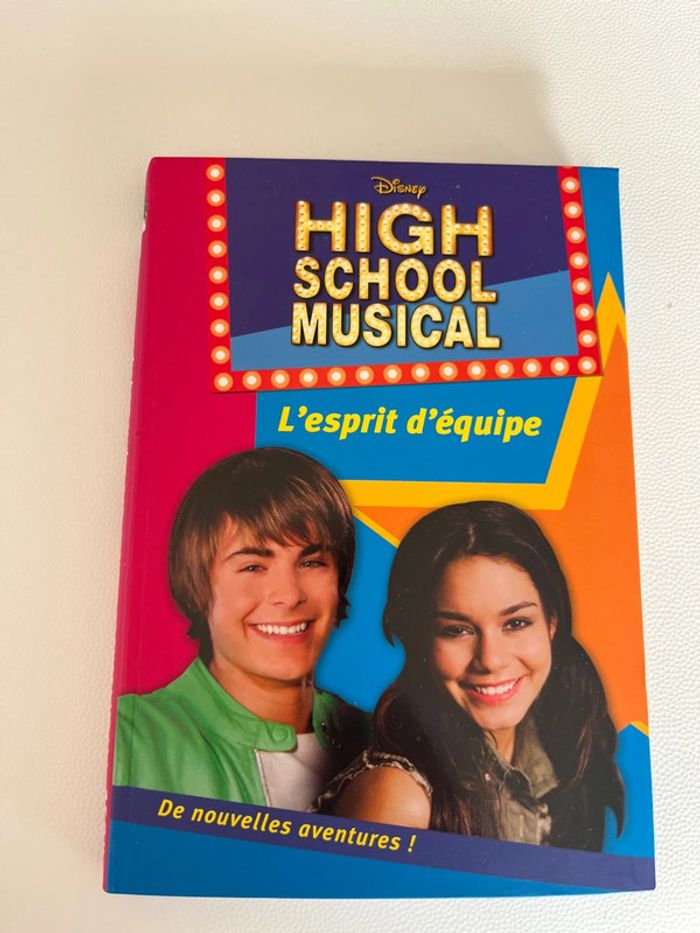 Lot de livres bibliothèque rose neufs tome 1-13 Disney High School Musical - photo numéro 3