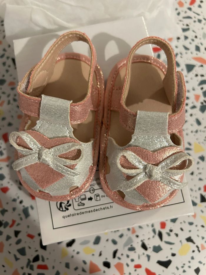 Petite sandales bébé fille - photo numéro 2