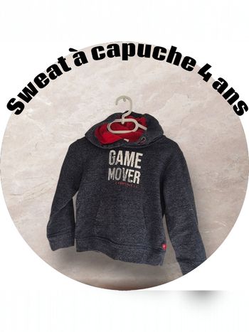Sweat à capuche 4 ans