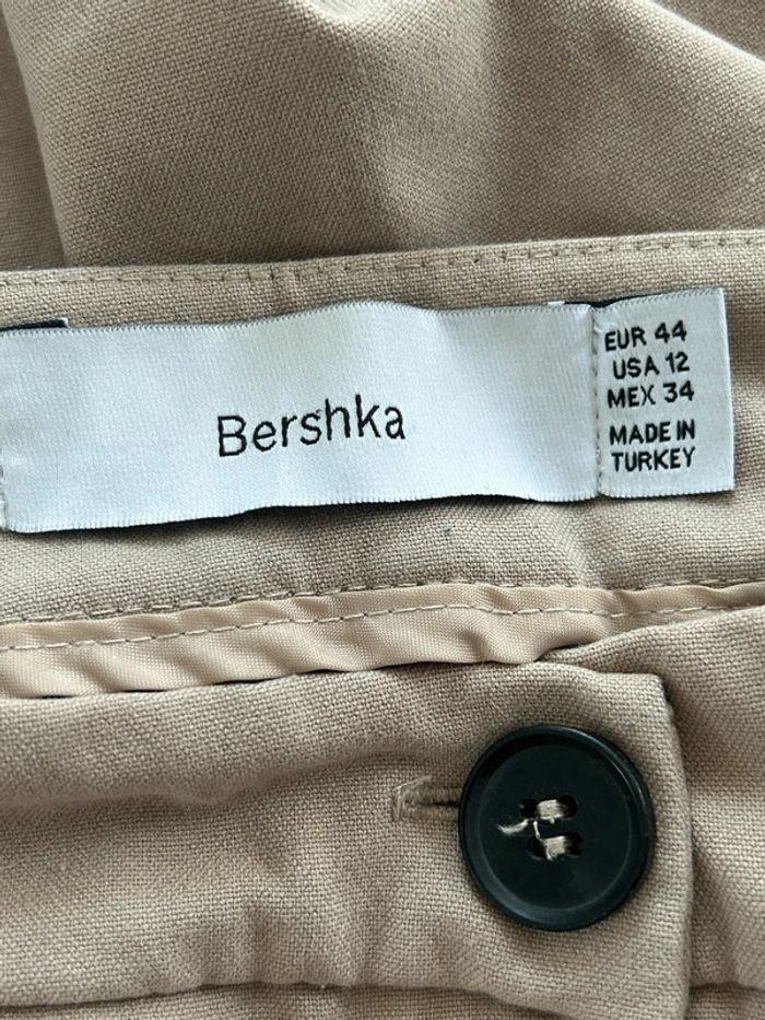 Pantalon Bershka taille 44 - photo numéro 4