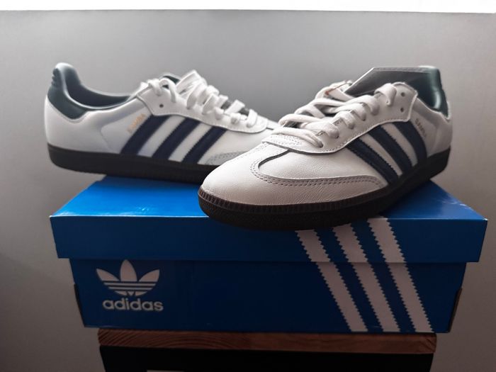 ADIDAS Samba OG ,authentique - Taile US 9.5 ( EU 43.5 ) - photo numéro 2