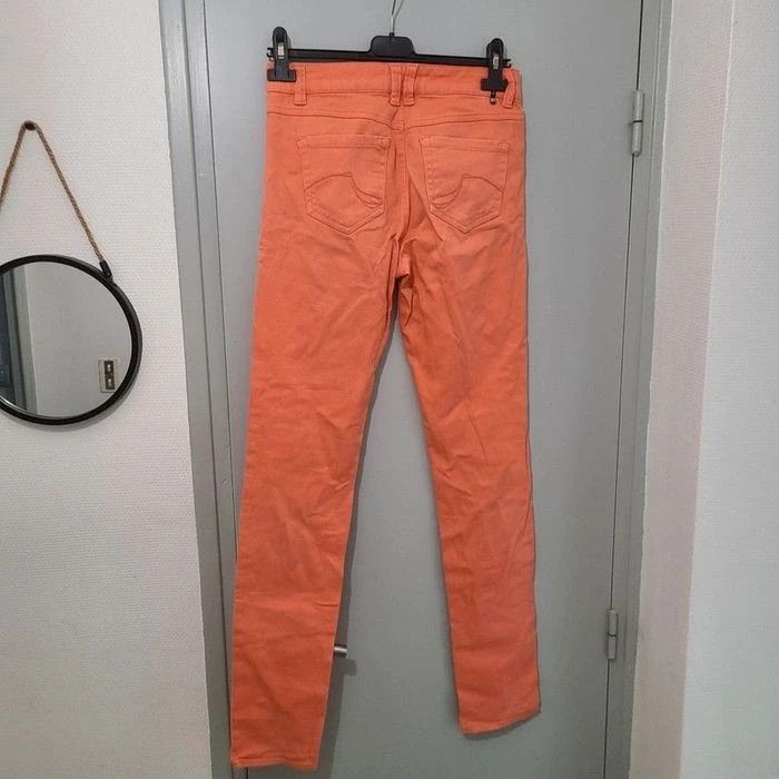 Pantalon DDP orange/ corail taille 26 /36 - photo numéro 1