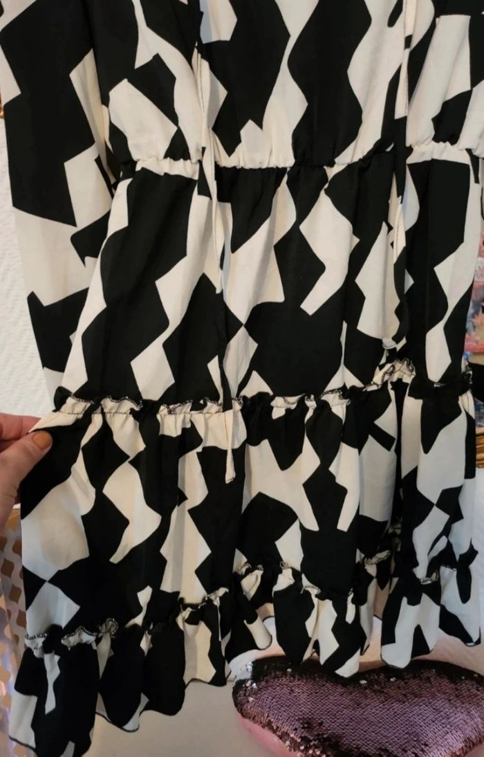 Robe, - photo numéro 3