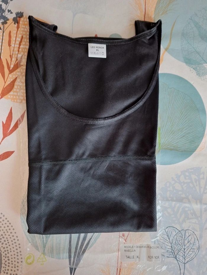 Débardeur noir Xl neuf étiquette 🏷