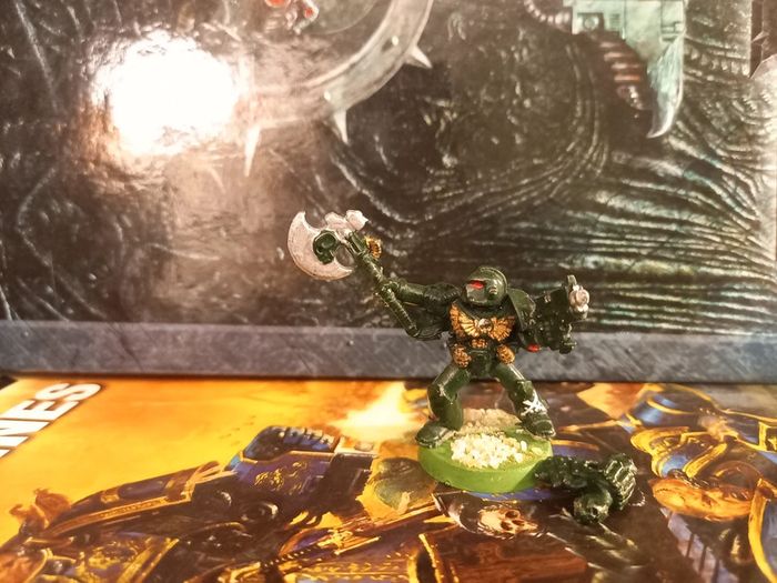 Captain with axe space marines metal oop warhammer rogue trader