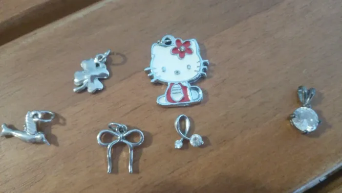 Lot de pendentif Hello Kitty trèfle oiseau zirconium