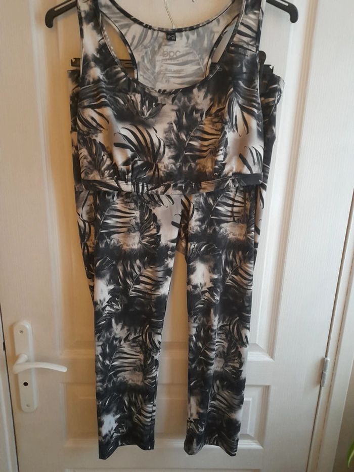 Tenue de sport 42/44