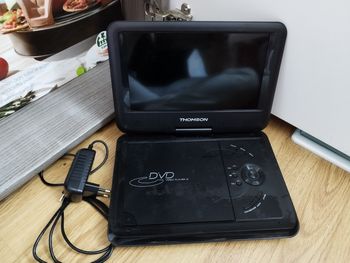 Lecteur DVD portable 