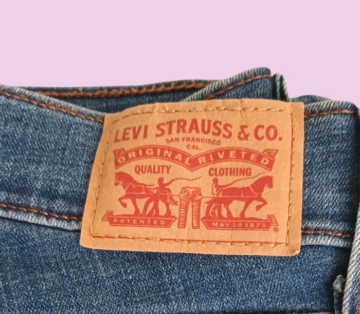 Jeans levis pour femme taille 28 - photo numéro 4