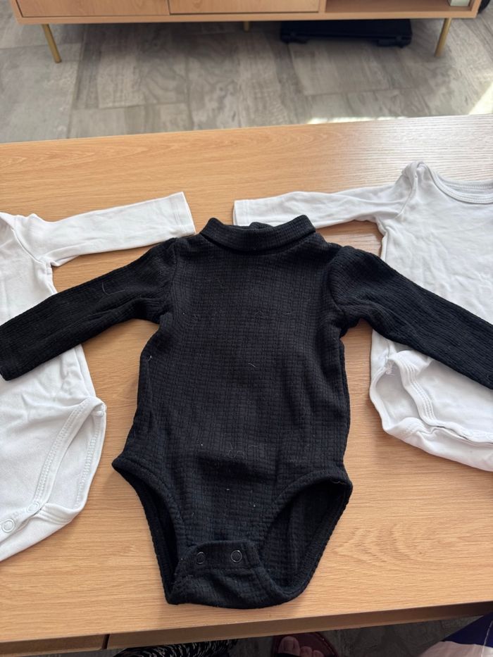 Lot de 3 bodies - photo numéro 2