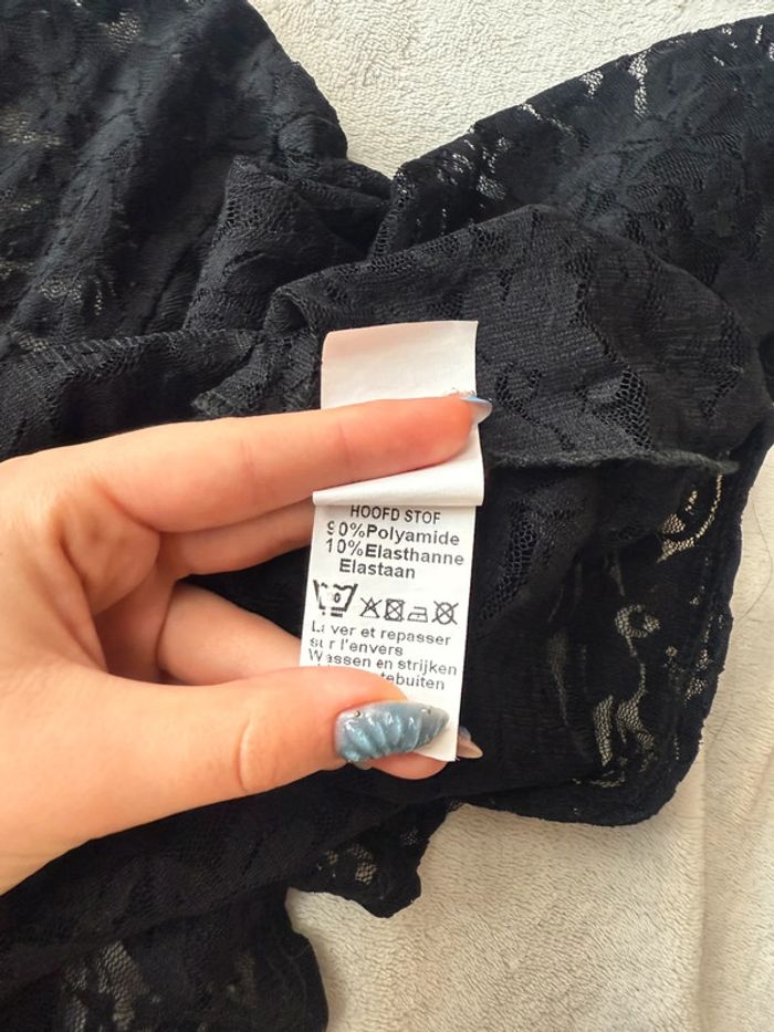 Haut dentelle - photo numéro 7