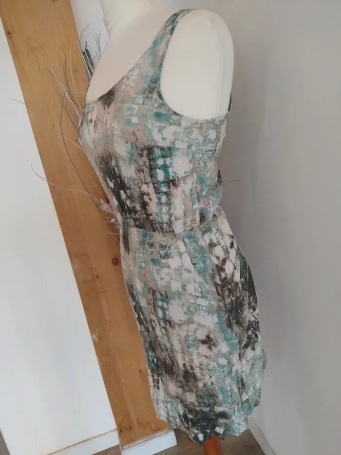 Superbe robe été Only 34 - photo numéro 4