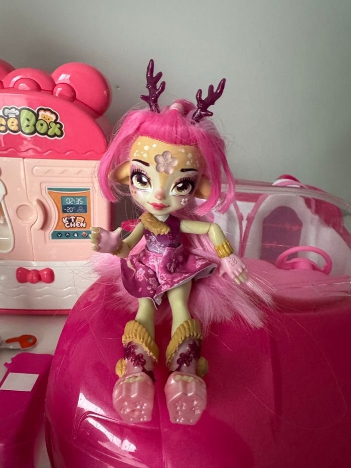 🪀 Lot Barbie - véhicules - animaux - sirène - petite cuisine- bon état très bon état - photo numéro 8