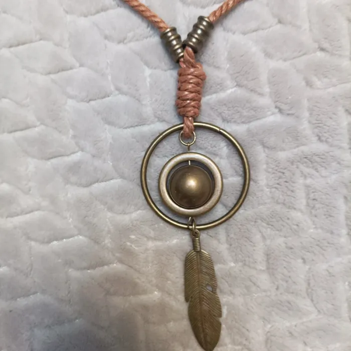 Collier sautoir bohème plume - photo numéro 3