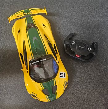 Voiture radiocommandée McLaren P1