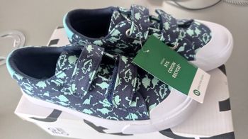 Chaussures neuves