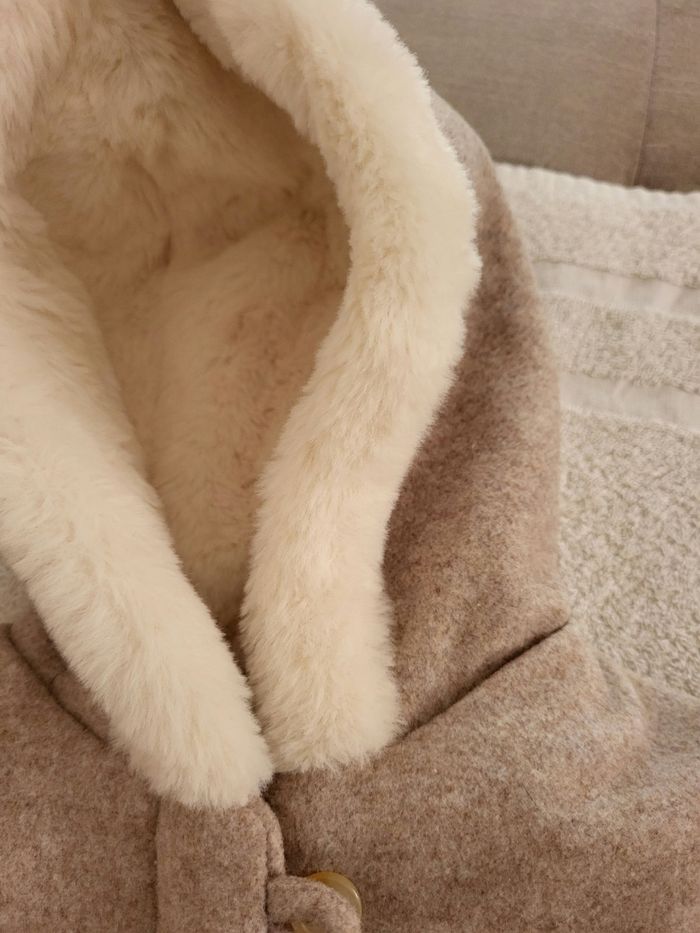 Veste fourrée fille. - photo numéro 4