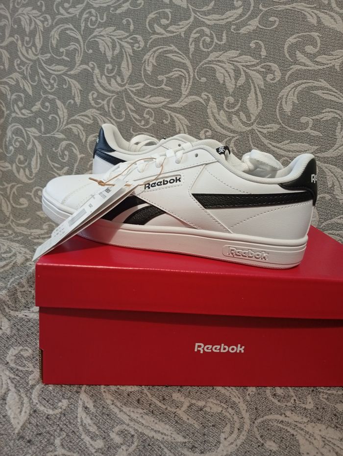 Reebok neuves t.38