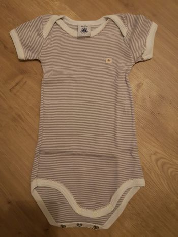 Body ligné manches courtes