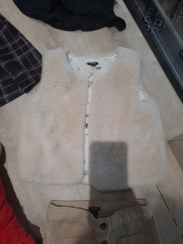 Lot de robes et jupes et gilets 3 ans neufs et tbe - photo numéro 4