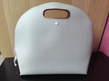 Trousse de toilette / Vanity Avène