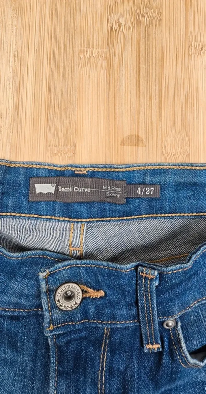 Levi's demi curve mid rise skinny T:36 W27 L32 +patch offert - photo numéro 8