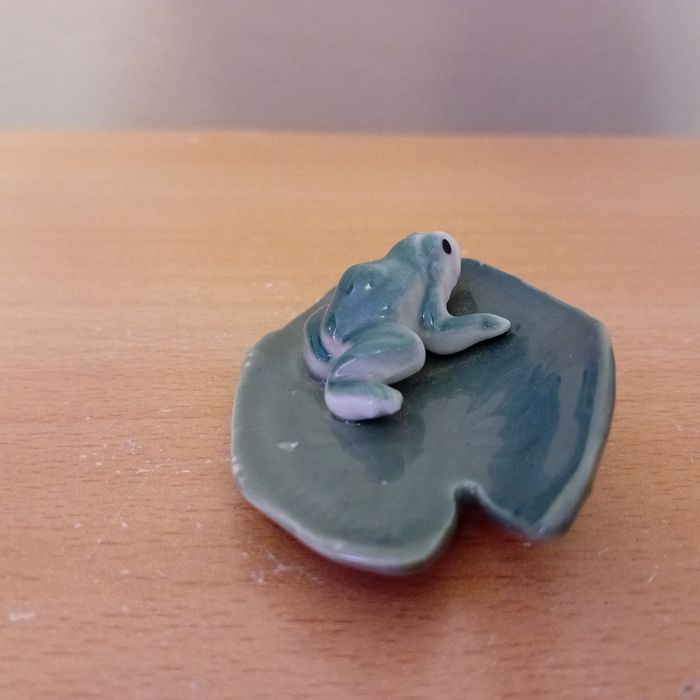 Figurines grenouilles - photo numéro 7