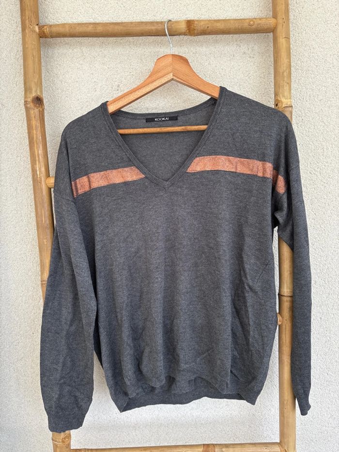 pull fin gris foncé et bronze KOOKAI