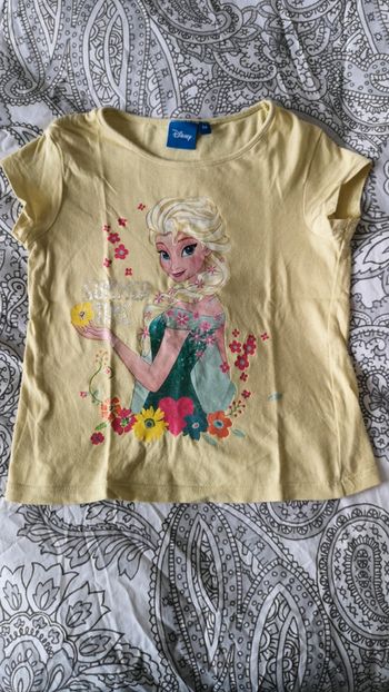 Tee shirt reine des neiges 5 ans