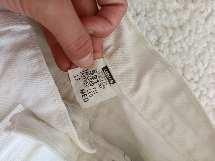 Fabriqué en 96, piece vintage authentique jean Levi's 521 blanc vintage 90s made in USA tapered - photo numéro 5