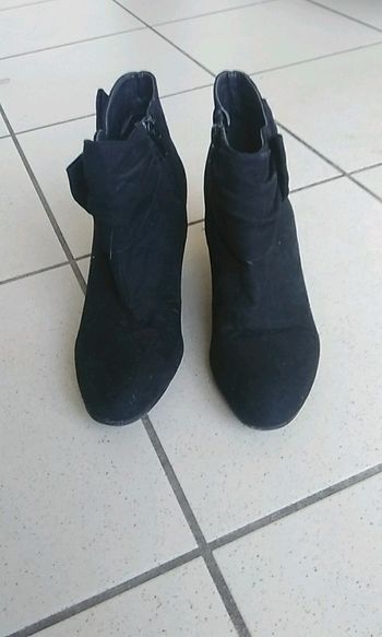 Bottines femme  pointure 36 noires    c14
