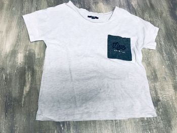 T-shirt gris blanc