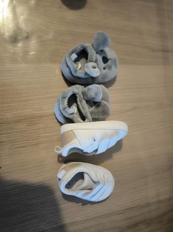 Chaussons naissance lot