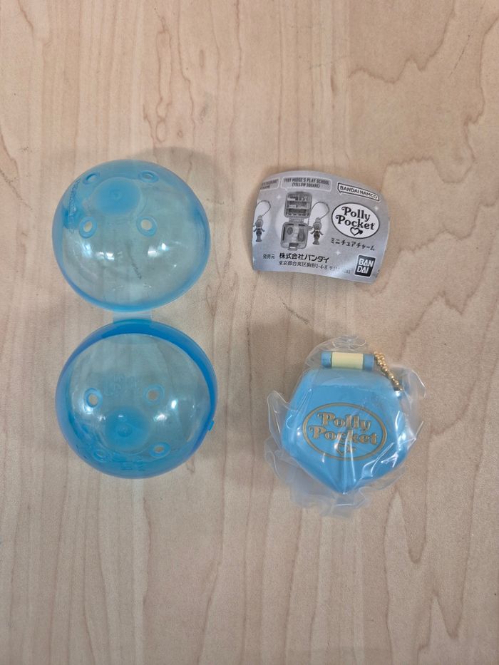 Gashapon charm Polly Pocket : 1992 Polly in the nursery