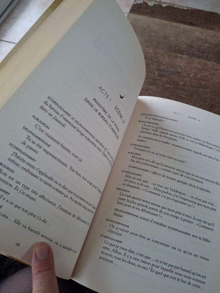 Livre Harry Potter et l'enfant maudit - photo numéro 5