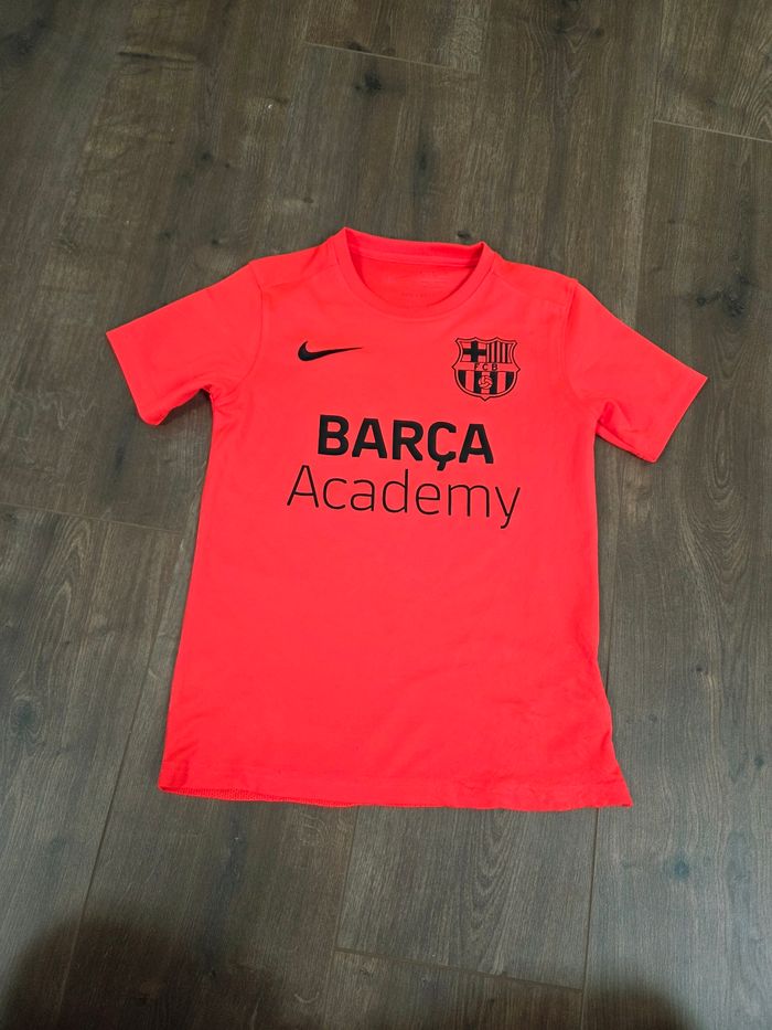 Lot maillots et short foot stage Barça FCB - photo numéro 5