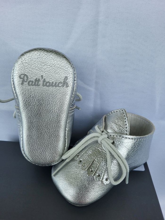 Chaussures bébés en cuir argent Point 16 Made in France 🇨🇵 - photo numéro 2