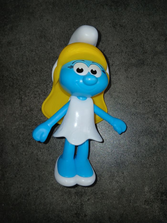 Figurine Schtroumpfette