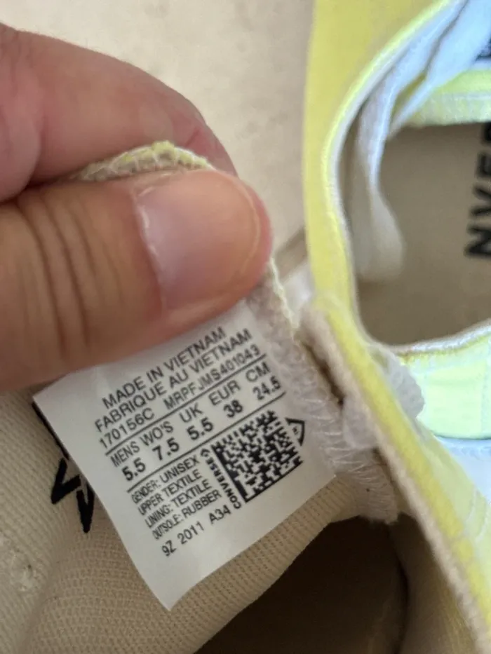 Très jolies baskets basses jaune vif femme 38 - photo numéro 6