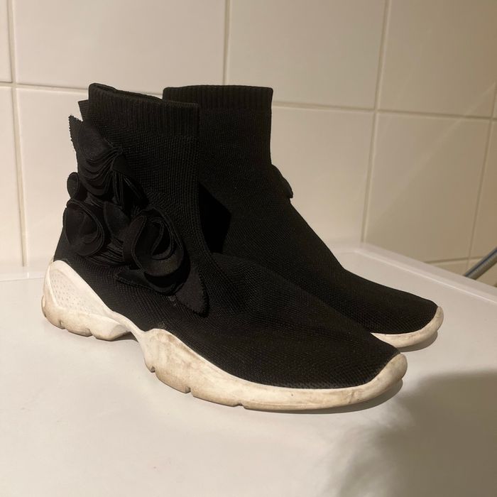 Bottine noire en tissus